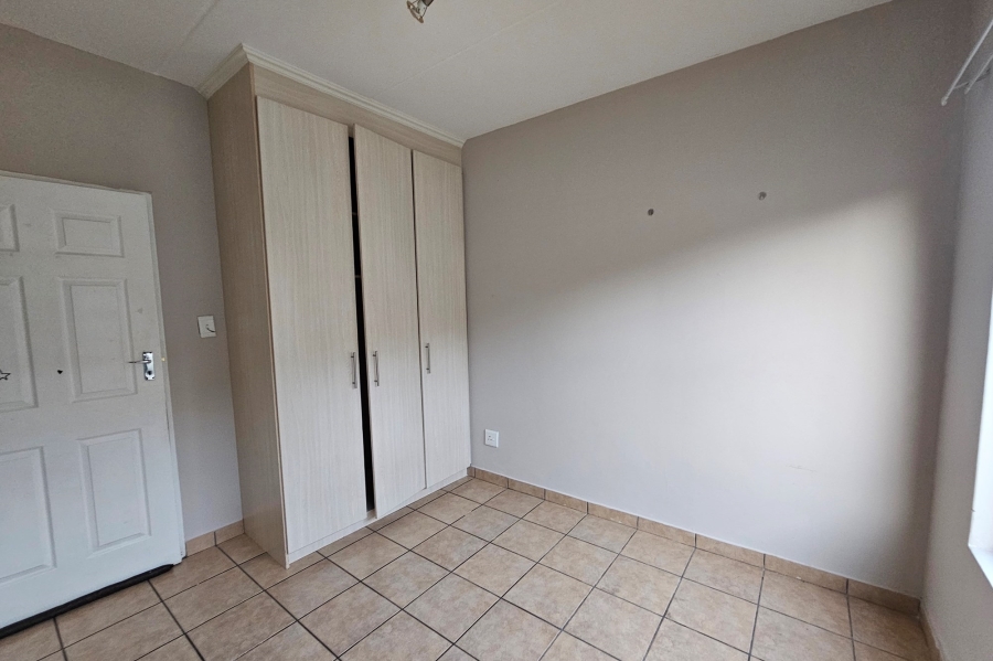 To Let 3 Bedroom Property for Rent in Waterval East North West
